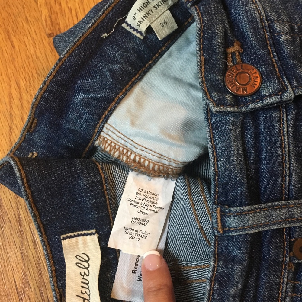Madewell 9” High Riser Skinny Button Fly - Picture 5 of 7